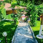 Simon Guest house 2*